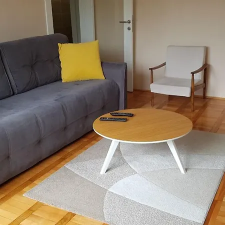 Apartment No.5 *