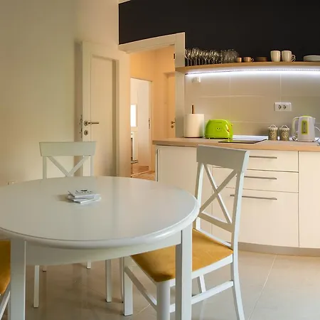No.5 Appartement